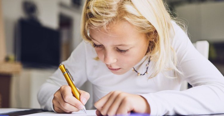 Handwriting is still vital in education