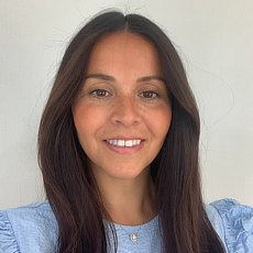 Caroline  Sam